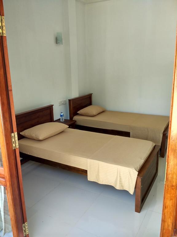 Sounds Of Nature Mini Hotel 미리사 외부 사진