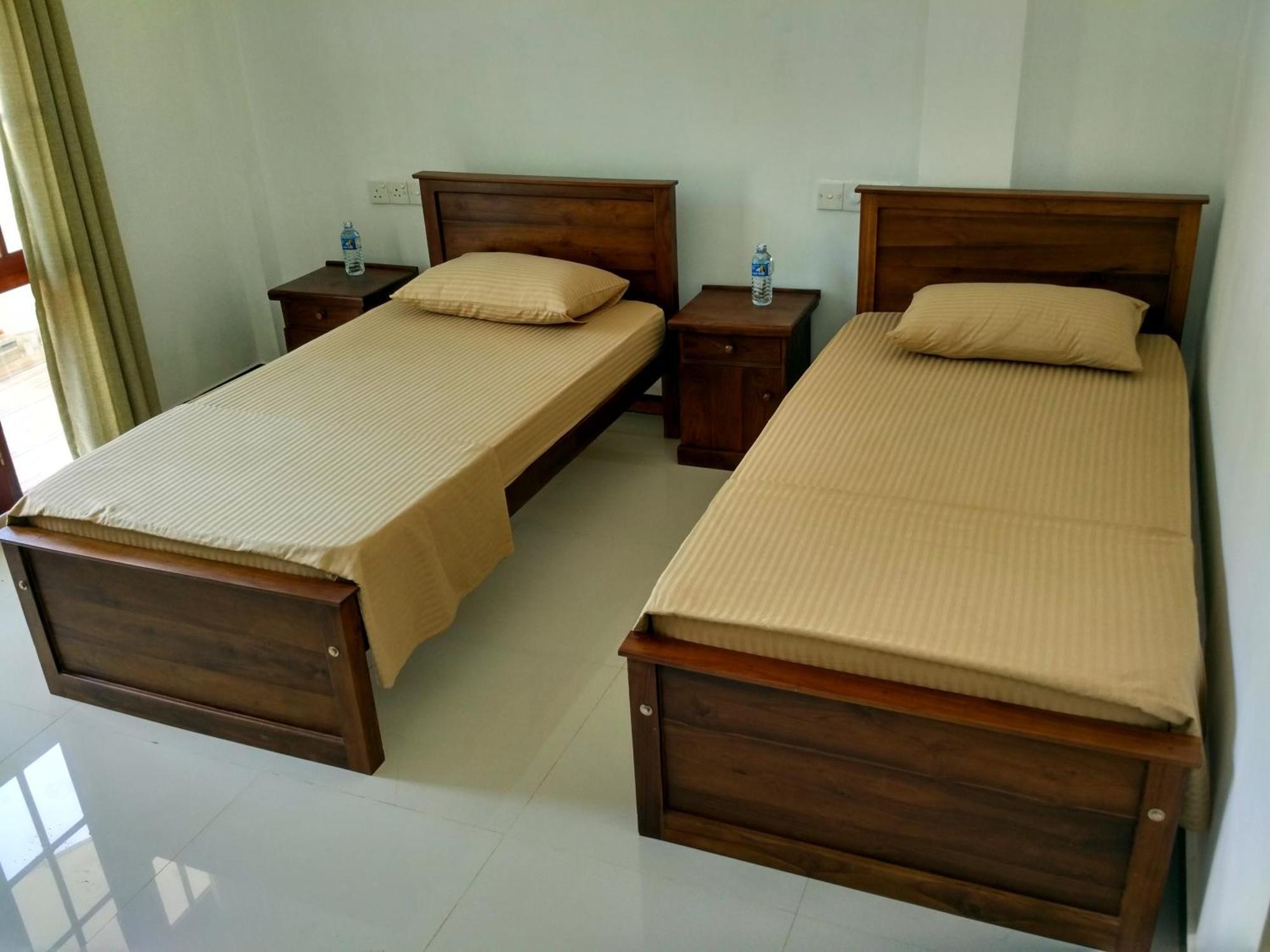 Sounds Of Nature Mini Hotel 미리사 객실 사진