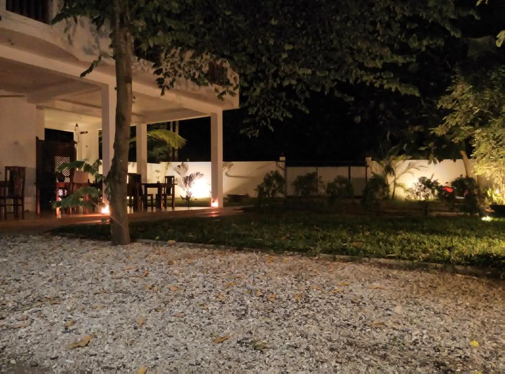 Sounds Of Nature Mini Hotel 미리사 외부 사진