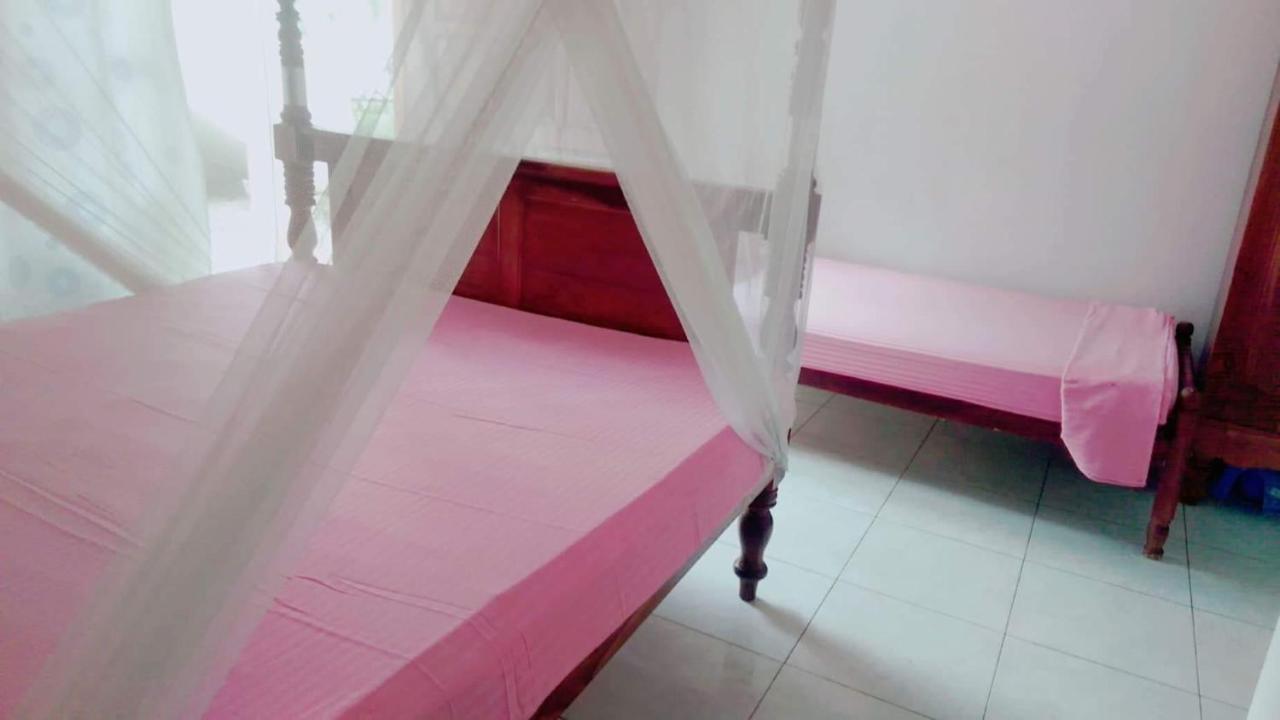Sounds Of Nature Mini Hotel 미리사 외부 사진