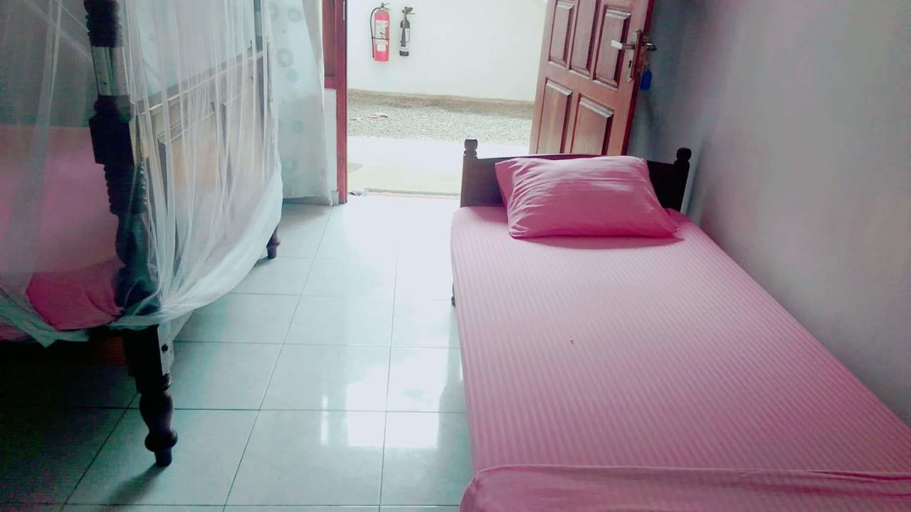 Sounds Of Nature Mini Hotel 미리사 외부 사진